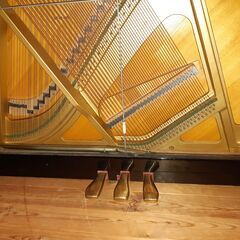 中古ピアノ　ヤマハ　アップライト　YUX　調律師の工房より