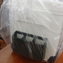 DAIWA クールライン α SU2500GF クーラーボックス ソルトルアー用 ロッドホルダー、小物入れ付き ダイワ アウトドア 札幌 手稲