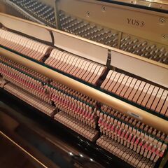 中古ピアノ　アップライト　ヤマハ　YUS3　調律師の工房より