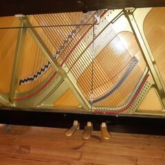 中古ピアノ　ヤマハ　アップライト　YU33SG2　サイレント　消音　調律師の工房より