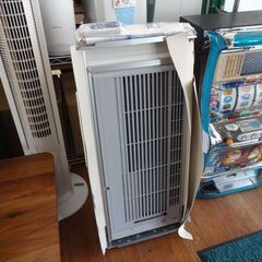 CORONA 窓用エアコン CW-1624R Amazon | コロナ CORONA 冷房専用 ウインドエアコン [ReLaLa(リララ