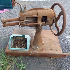 メーカー・型番不明 紐出し機【野田愛宕店】【店頭取引限定】【中古】管理番号：IT98HOKKZDJA