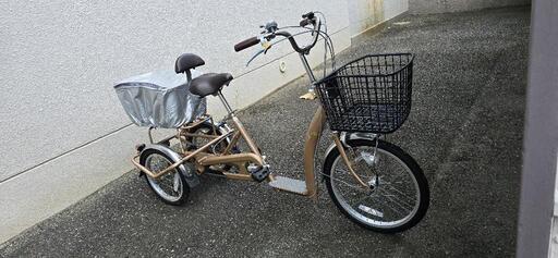 ✨2023年購入✨美車✨ 定価約11万✨ギア付3輪 自転車 サイクル 大人用