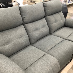 ニトリの3人掛けリクライニングソファー（グレー）のご紹介！（トレファク寝屋川）
