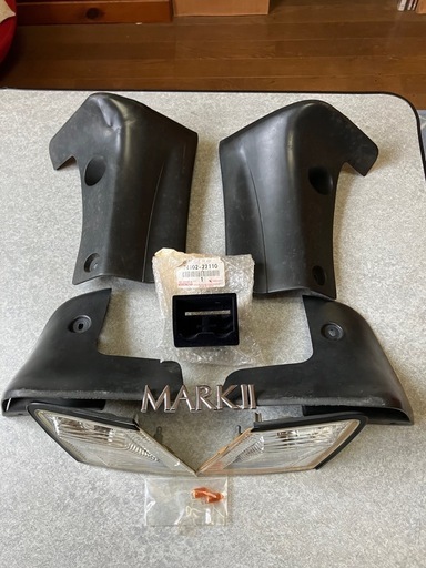 トヨタマーク 2 90系 ツアラートランク クリアーウインカー 灰皿小銭  