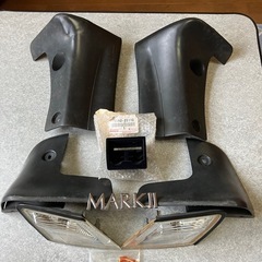 トヨタマーク ２　90系　ツアラートランク　クリアーウインカー　灰皿小銭入れ　リヤアンダー泥除け