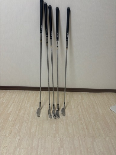 ゴルフ　アイアン　テーラーメイド