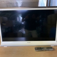 SHARP　液晶カラーテレビ　LC-32J10