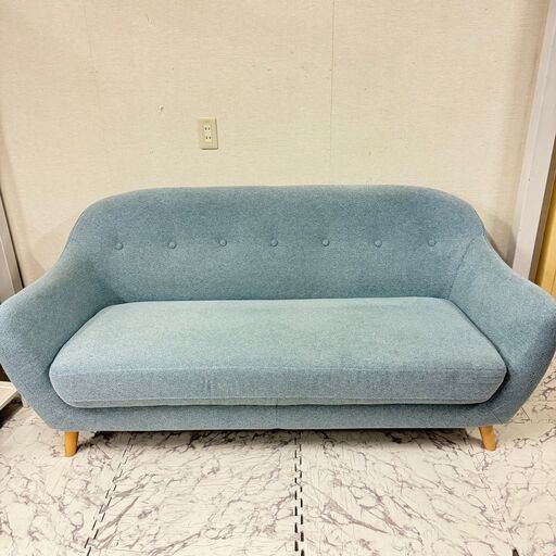 18921  NITORI 2.5人掛け布張りソファ　   ◆大阪市内・東大阪市他 6,000円以上ご購入で無料配達いたします！◆ ※京都・高槻・枚方方面◆神戸・西宮・尼崎方面◆生駒方面、大阪南部方面　それぞれ条件付き無料配送あり！