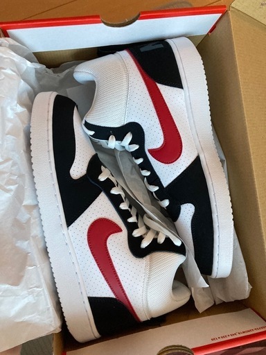 早い者勝ち！ 新品未使用NIKEメンズ靴