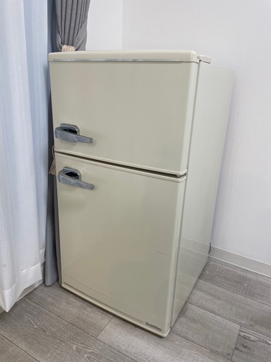 アイボリー　レトロ 冷蔵庫