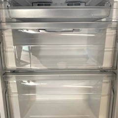 2021年式 173L  ハイアール冷蔵庫 JR-NF173B