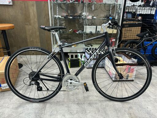 GIANT 「ジャイアント」 ESCAPE R3 2021年モデル クロスバイク / 福岡アイランドシティ店 rc-ITLZIFISN9HC-K67h