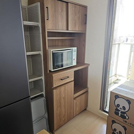 キッチン収納棚