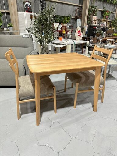 ★ニトリ★ NITORI ダイニングセット ２人掛け ナチュラルウッド 軽量 美品 ダイニング ファミリー 単身 北欧風
