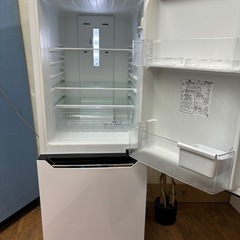 I439 🌈 2020年製♪ Hisense 2ドア冷蔵庫 (150L） ⭐ 動作確認済 ⭐ クリーニング済