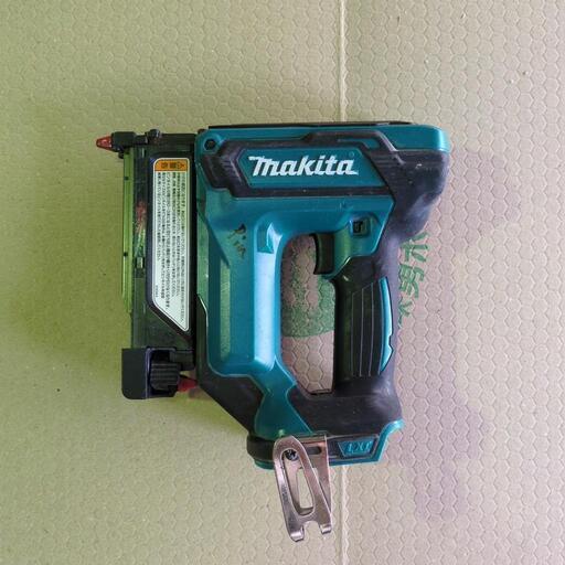 マキタ充電式ピンタッカPT353D 本体のみ。
