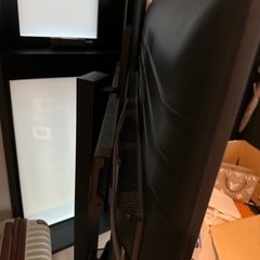 42インチのテレビ（レコーダー、向きを変えられるテレビ台付）