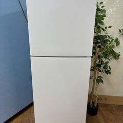 I533 🌈 ジモティー限定価格！ 2021年製の美品♪ maxzen 冷蔵庫 (201L) ⭐ 動作確認済 ⭐クリーニング済