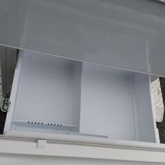 三菱MＲ‐CG33EE‐W 330㍑3ドア2019年製