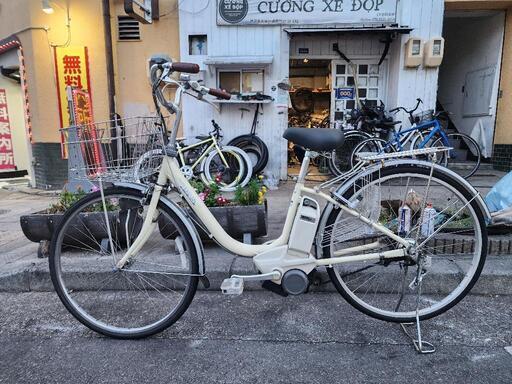 ＳＡＬＥ　電動自転車　ヤマハ　２６インチ　バッテリー　充電器　カゴ　付き　配達可能
