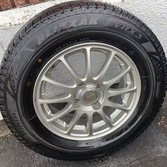 ブリジストン　ブリザック VRX3  185  70R 14