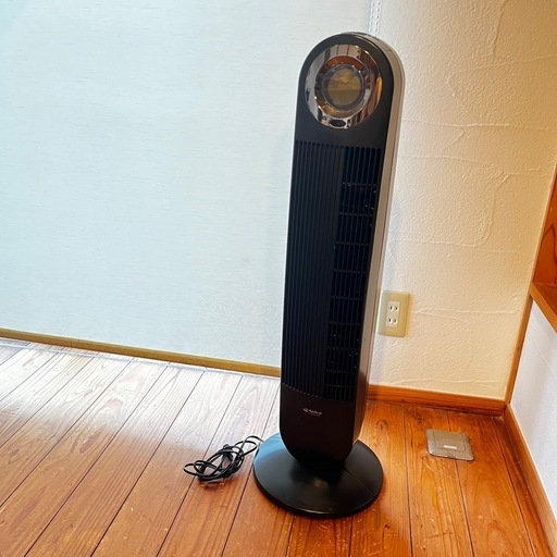 扇風機 ブラック 黒 タワー型 タテ型 おしゃれ リモコン付き 動作品