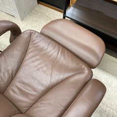 カリモク  レザーリクライニングチェア　ブラウン　回転椅子　※2400010288425