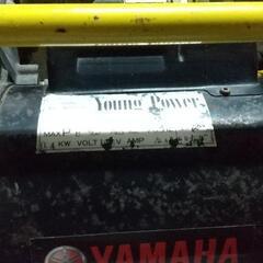 （K_Kさんとお話し中）エアーコンプレッサー