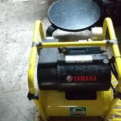 （K_Kさんとお話し中）エアーコンプレッサー