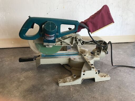 【初心者DIYOK！】中古電動工具マキタ 216mm 100V スライドマルノコ LS0811