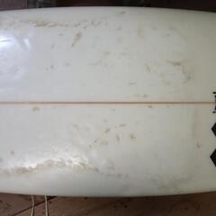 中古　手渡しのみ　サーフボード　ネックベアード　アルメリックサーフボード5\'8