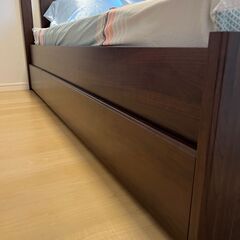 ニトリ - ダブルマットレス + IKEA SONGESAND ソンゲサンド ベッドフレーム (キルト、枕、プロテクター、ベッドシーツを無料でプレゼント), NITORI - Double mattress + IKEA SONGESAND bed frame (Free Quilt, Pillows, Protector and Bedsheets)