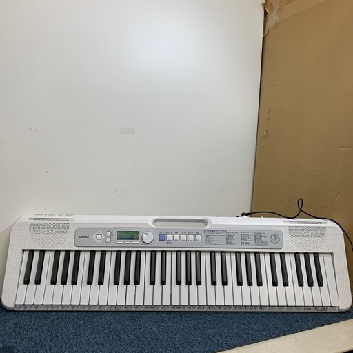 23年製　⭐️CASIO LK-330 電子キーボード　綺麗