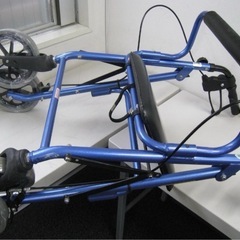 美品　シニア歩行器　押し車