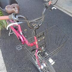 中古自転車３１７３　ブリヂストン　ジョシスワゴン　１８×２０インチ　３段ギヤ　LEDオートライト　　おしゃれなお買い物自転車！　チャイルドシート取り付け不可　