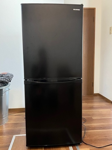 【最終値下】2022年製アイリスオーヤマ　冷蔵庫142L