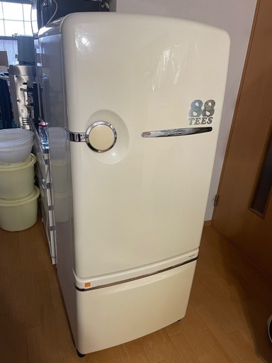 レトロ　ナショナルwill 自動製氷付き　260L
