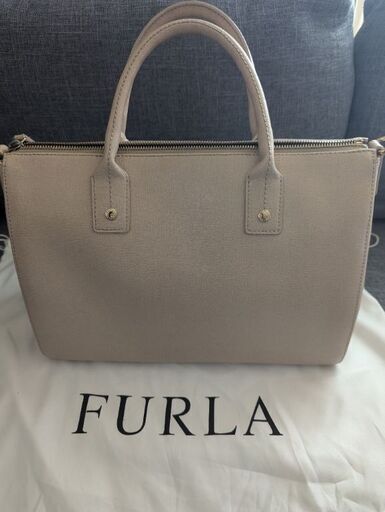 もらってください　フルラ　ハンドバッグ　FURLA