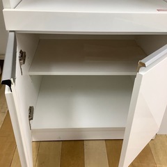 トレファク ラパーク岸和田店】2枚扉 ホワイト スリムタイプ 