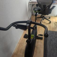 【ほぼ新品】エアロバイク フィットネスバイク トレーニング