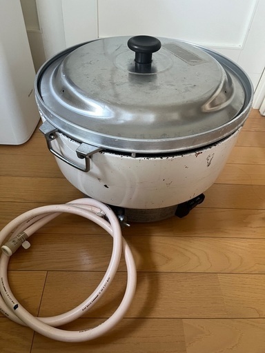 リンナイ業務用ガス炊飯器4升用(都市ガス用) 【普及タイプ】 ゴム管接続/直径9.5mm RR-40S1