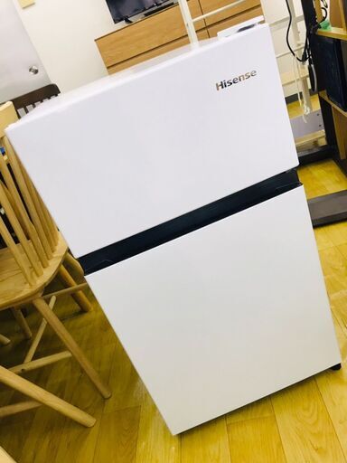 【新品に近い】ハイセンス　ノンフロン冷凍冷蔵庫　HR-B91HW　2024年製　87L
