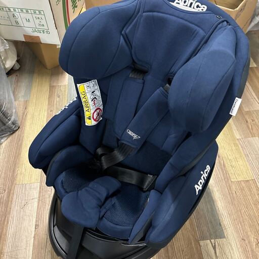 良品 APRICA アップリカ チャイルドシート ディアターン プラス ISOFIX