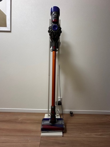 【本日お引取り限定！】ダイソン Dyson V8 Fluffy SV10FF2 別売スタンド付