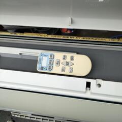 手洗い済み 日立 ルームエアコン  2.8kw ～12畳 白くまくん  自動掃除 RAS-M28 中古動作品