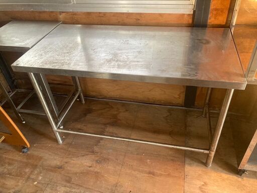 ☆中古￥8,000！業務用作業台　家具　多目的　幅120㎝ｘ奥行60㎝ｘ高さ79㎝　【BG188】