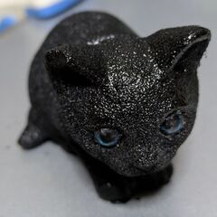 黒猫赤べこ置物10cm ほど