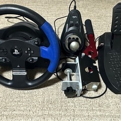 Thrustmaster T150 Force Feedback ステアリングコントローラー