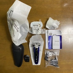 【未使用】フィリップス9000シリーズ 回転式メンズシェーバー(トリマー･洗浄充電器付) S9186A/26